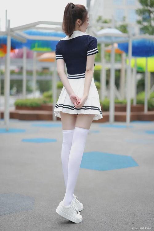 白过膝袜在线视频国产,白过膝袜在线视频展现时尚魅力